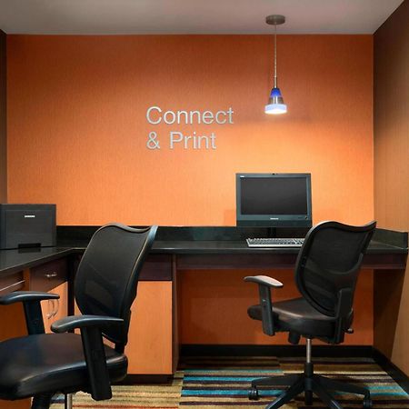 Fairfield Inn & Suites Hartford Манчестър Екстериор снимка