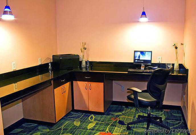Fairfield Inn & Suites Hartford Манчестър Екстериор снимка